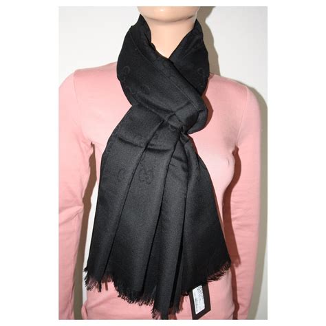 black wool gucci scarf